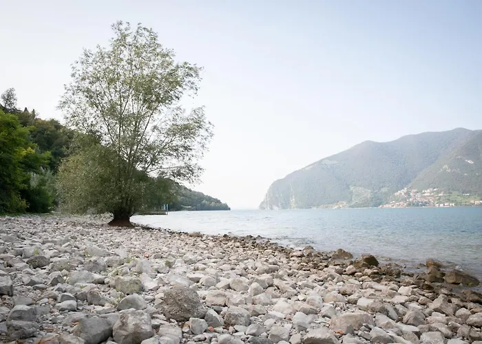 Iseolakerental - La Stallina - Monte Isola