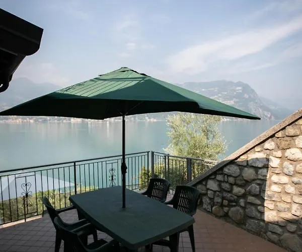 Iseolakerental - La Stallina - Apartment Monte Isola